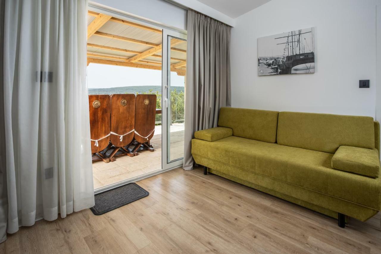 Holiday Homes Kanajt Punat Extérieur photo