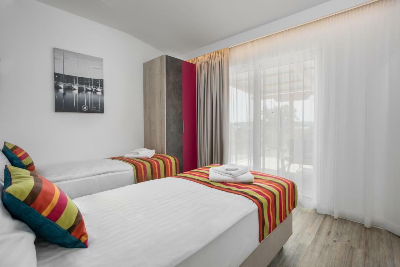 Holiday Homes Kanajt Punat Extérieur photo
